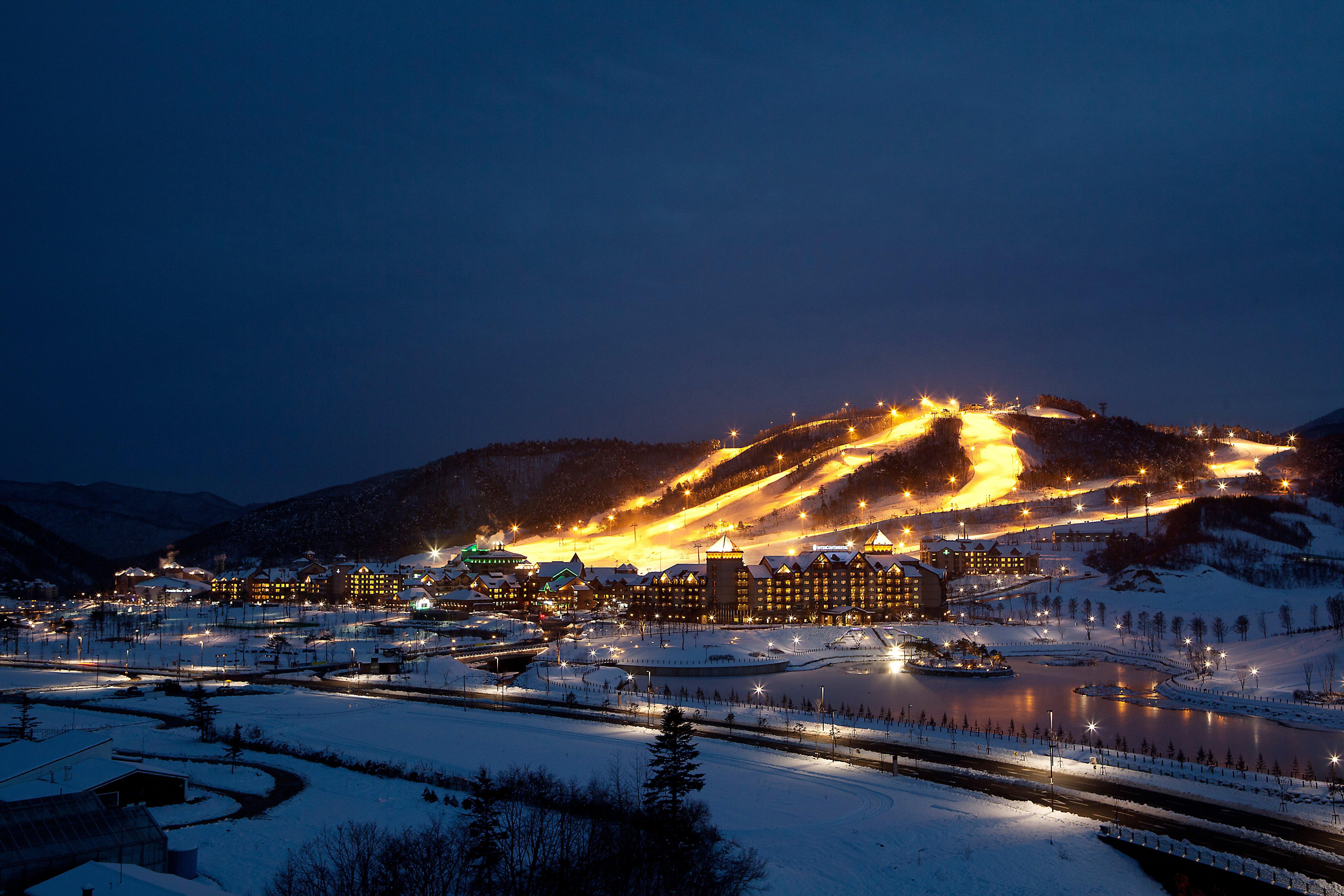 Holiday Inn & Suites Alpensia Pyeongchang Suites By Ihg Ngoại thất bức ảnh